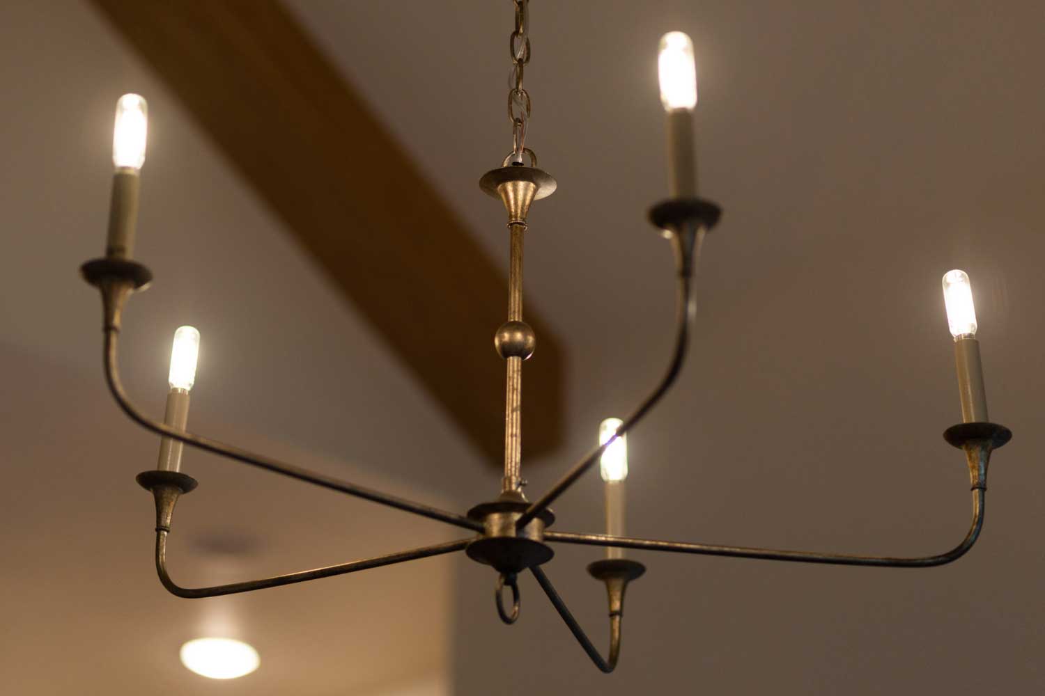 Delicate five spindle LED chandelier